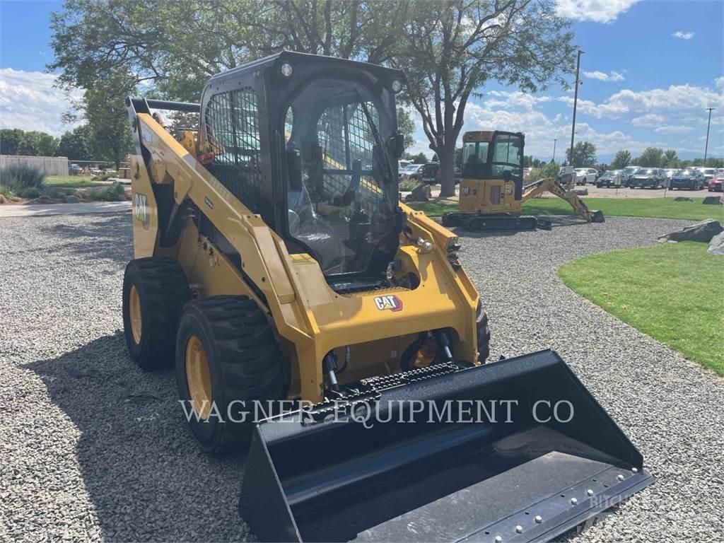 CAT 272D3 Мини товарачи
