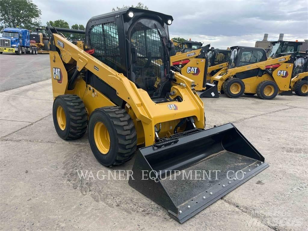 CAT 272D3 Мини товарачи
