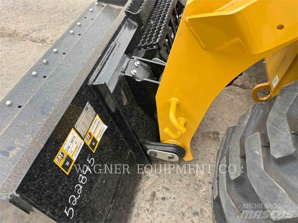 CAT 272D3 Мини товарачи
