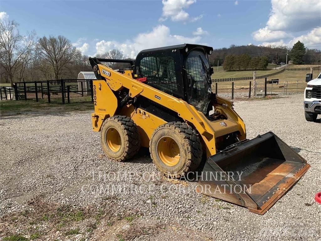 CAT 272D3 Мини товарачи
