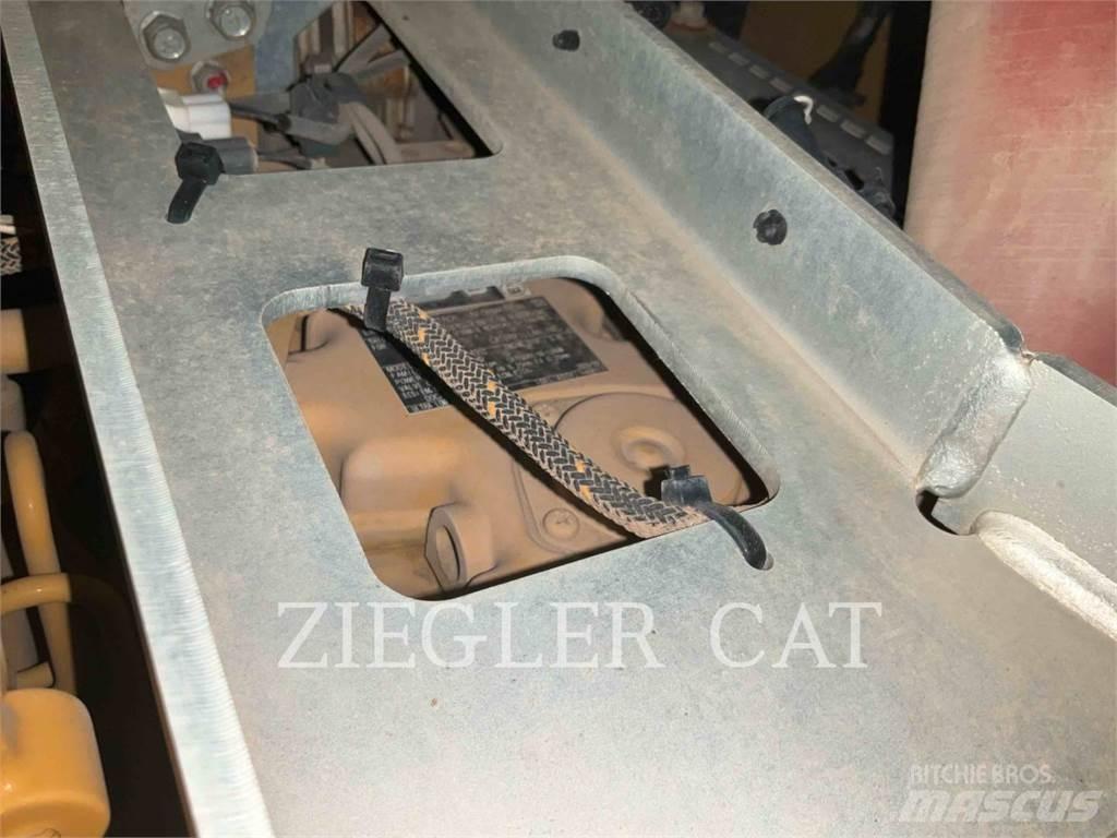 CAT 272D3 Мини товарачи
