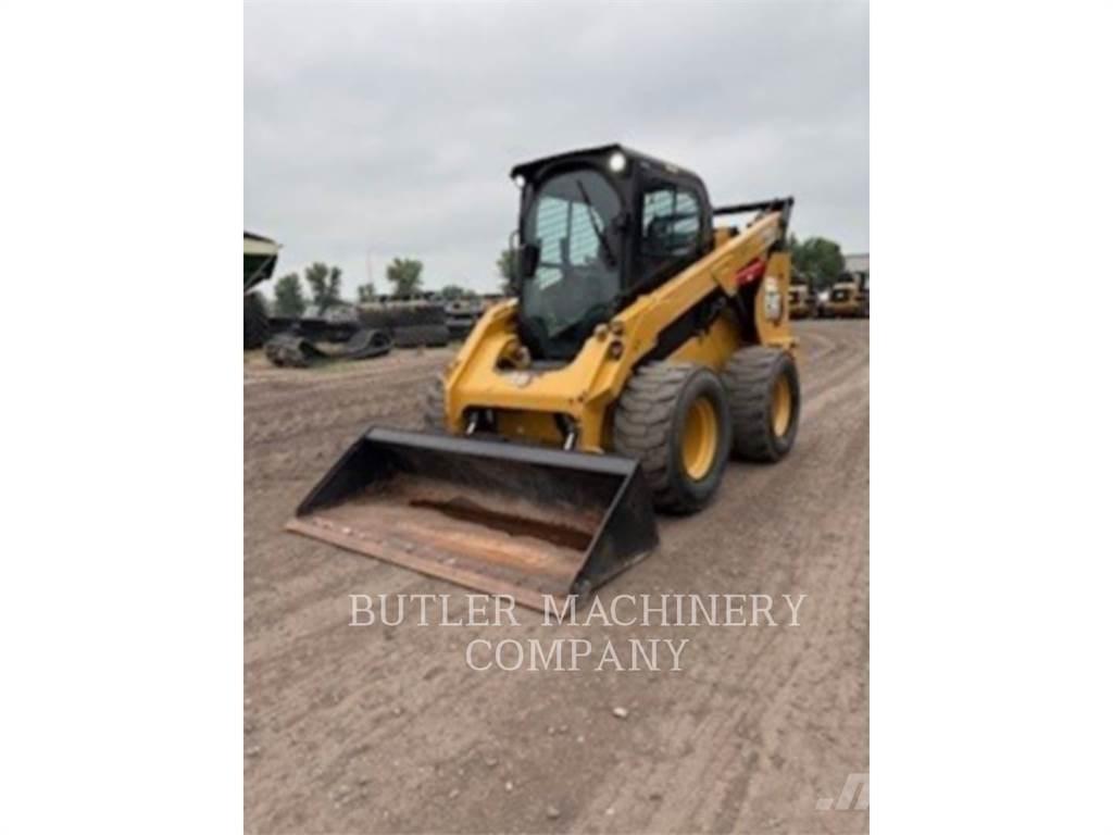 CAT 272D3 Мини товарачи
