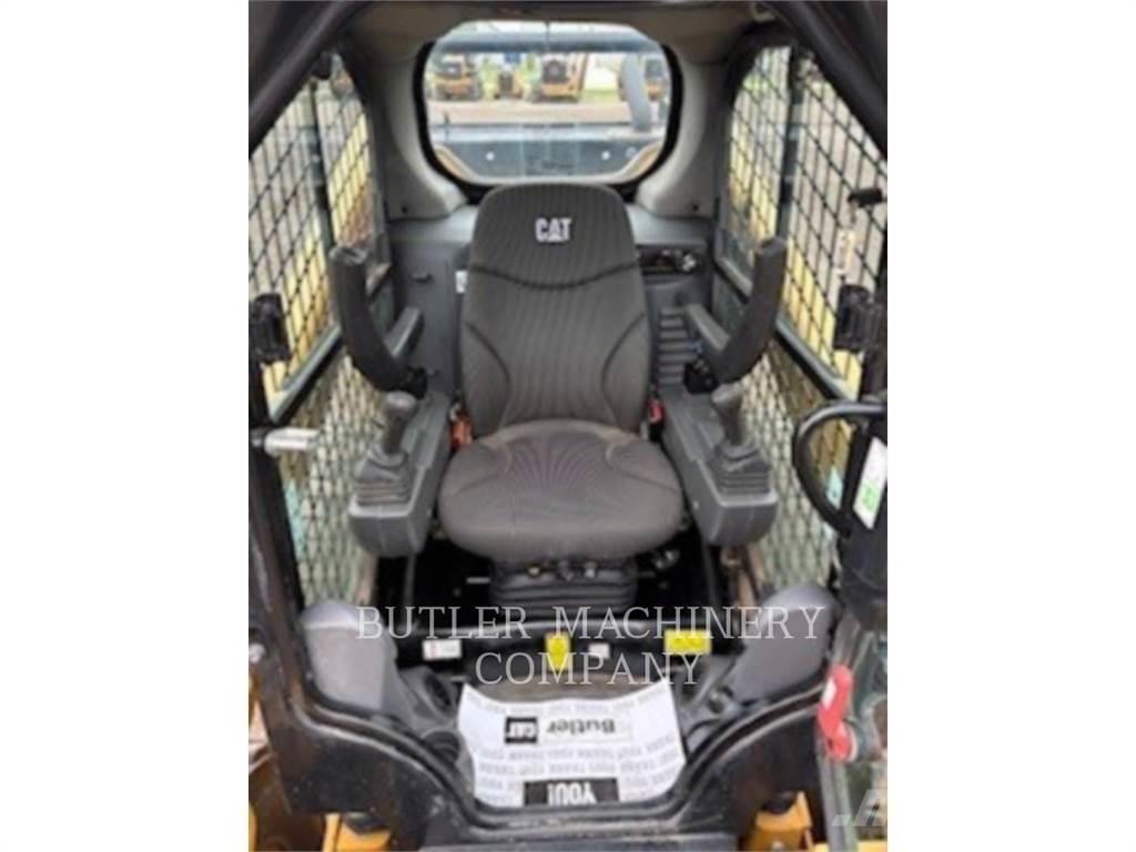 CAT 272D3 Мини товарачи
