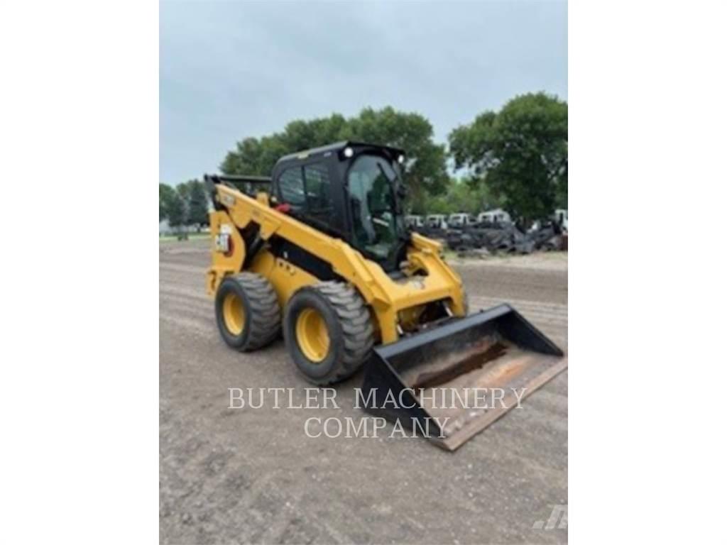 CAT 272D3 Мини товарачи
