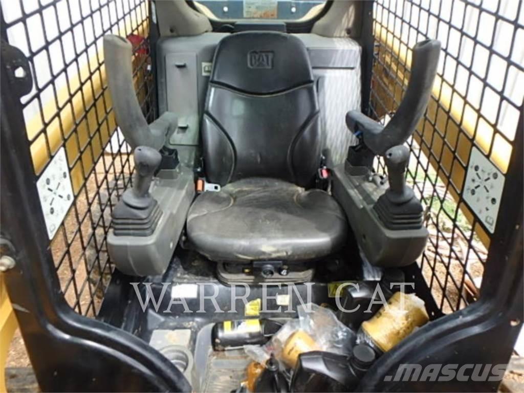 CAT 272D3 C1H2 Мини товарачи
