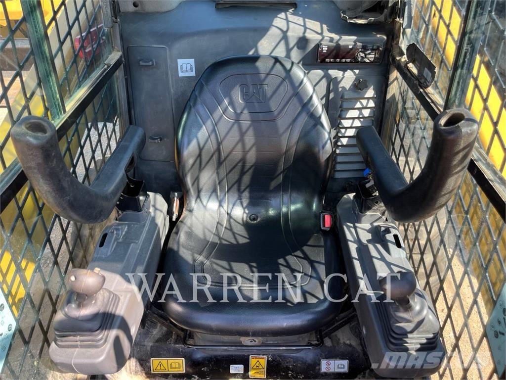 CAT 272D3 C3H1 Мини товарачи
