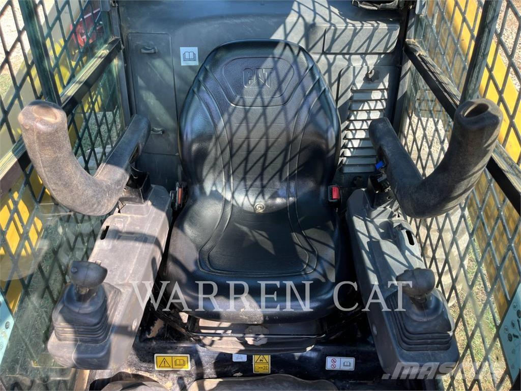 CAT 272D3 C3H1 Мини товарачи
