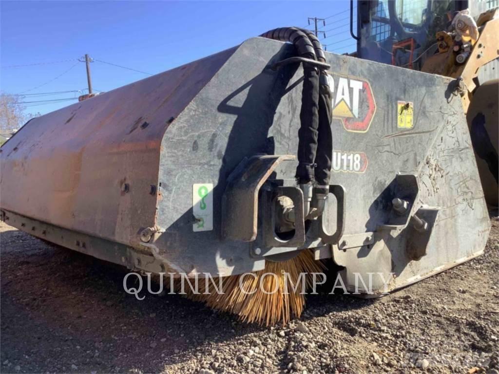 CAT 272D3XE Мини товарачи
