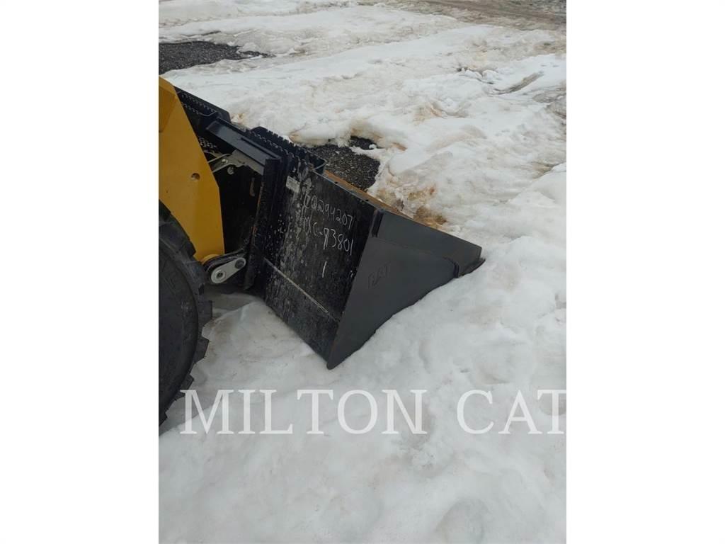 CAT 272D3XE Мини товарачи
