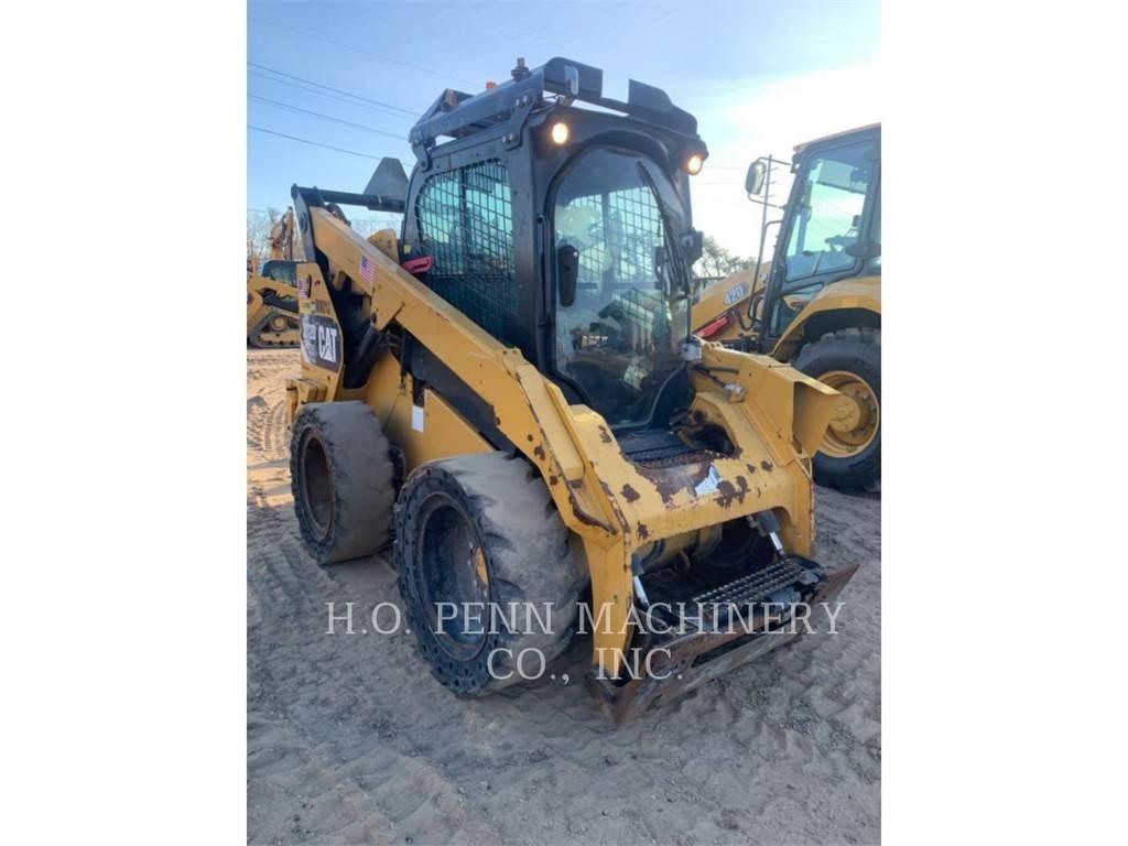 CAT 272DXHP Мини товарачи
