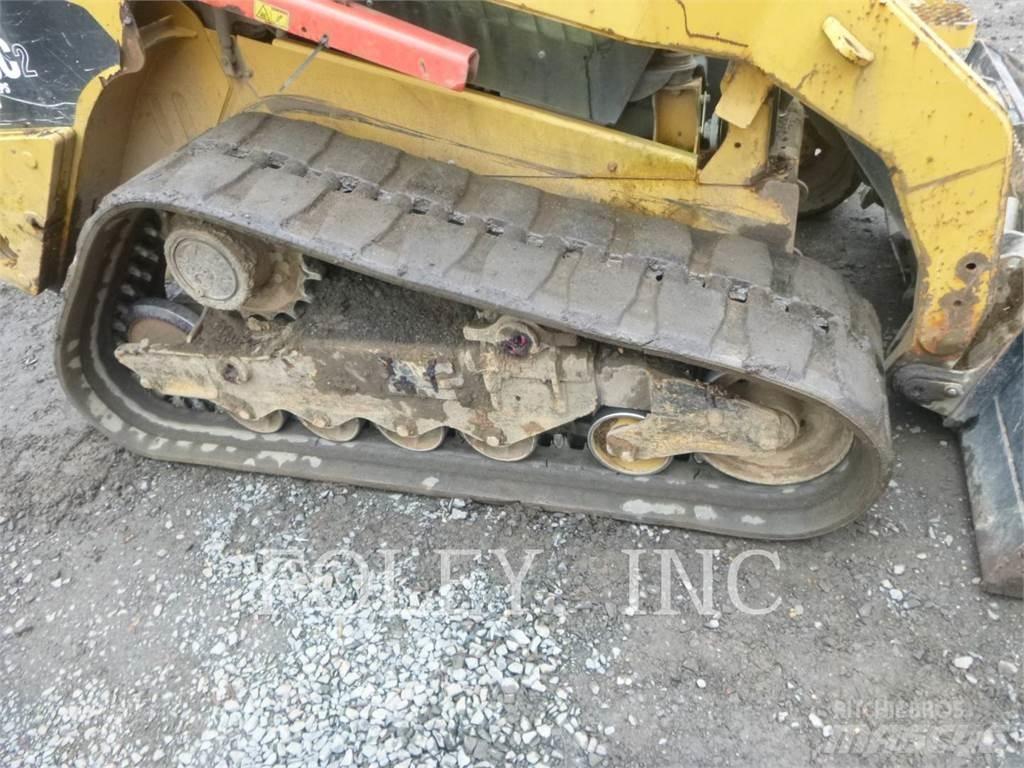 CAT 279C2 Верижен товарач