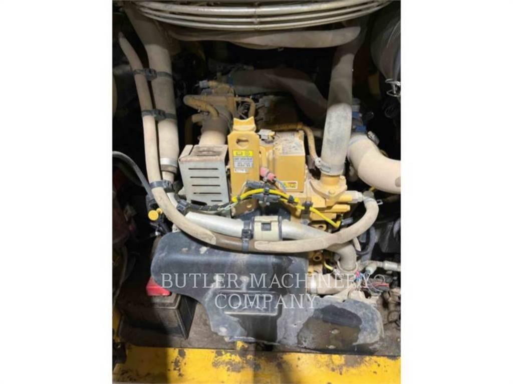 CAT 279D Верижен товарач