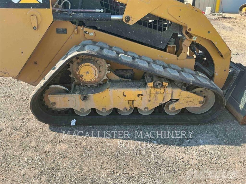 CAT 279D Верижен товарач
