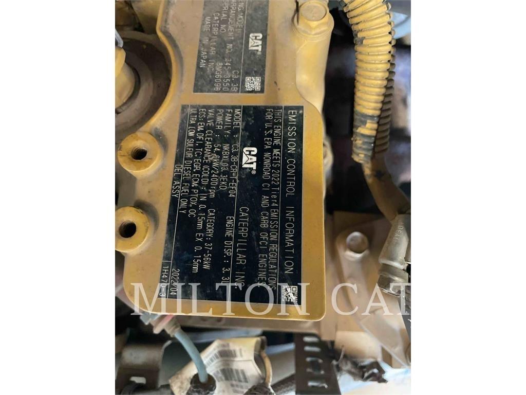 CAT 279D 3 Мини товарачи
