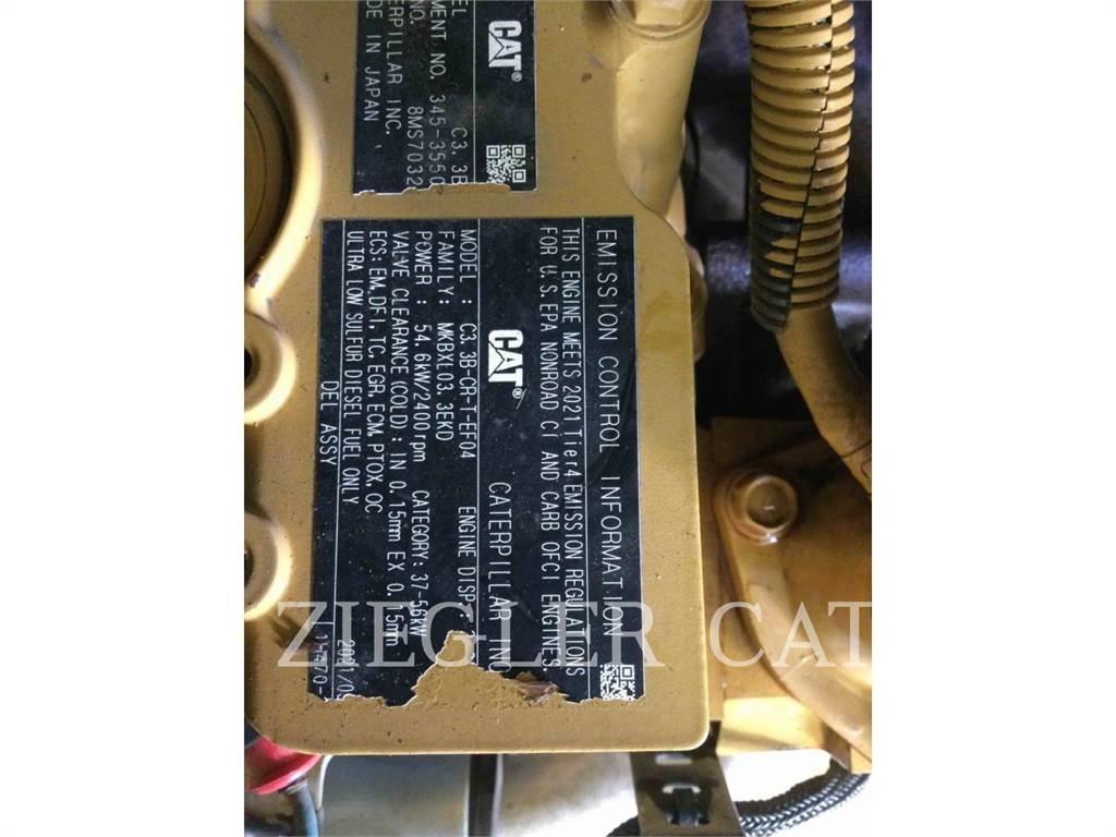 CAT 279D3 Верижен товарач