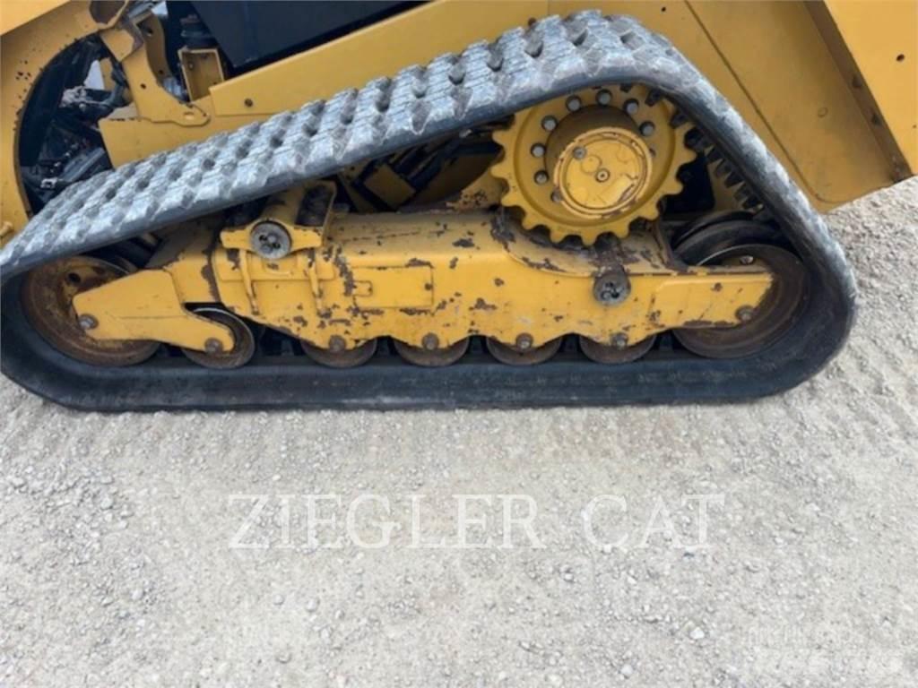 CAT 279D3 Верижен товарач