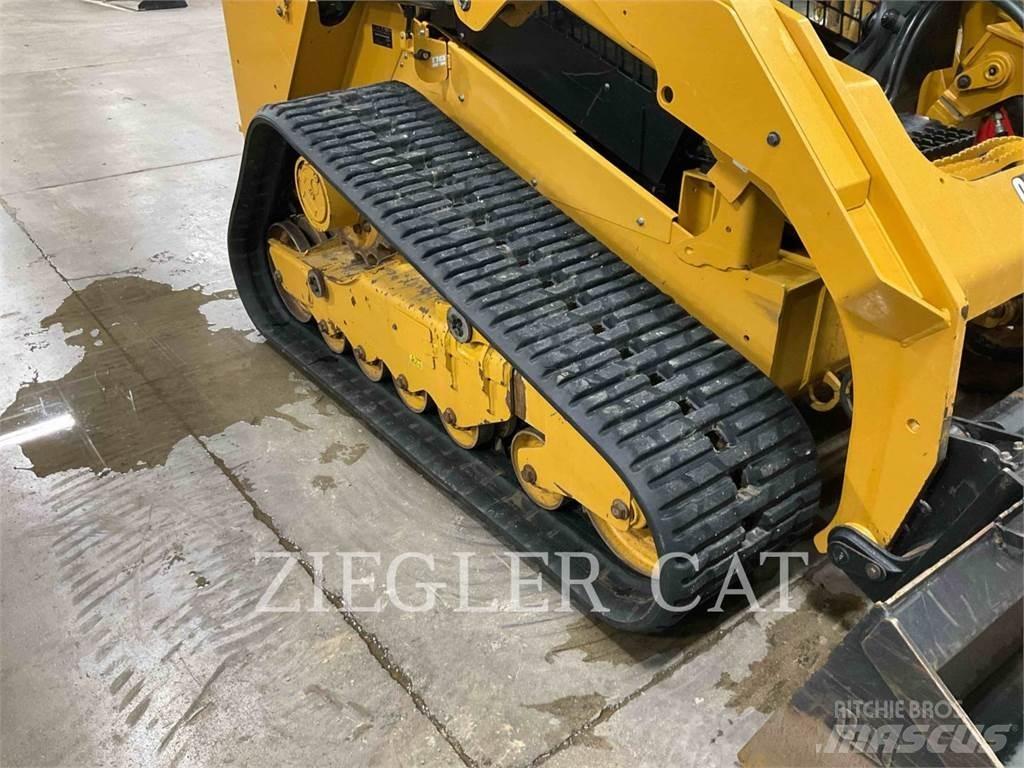 CAT 279D3 Верижен товарач