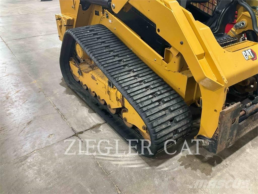 CAT 279D3 Верижен товарач