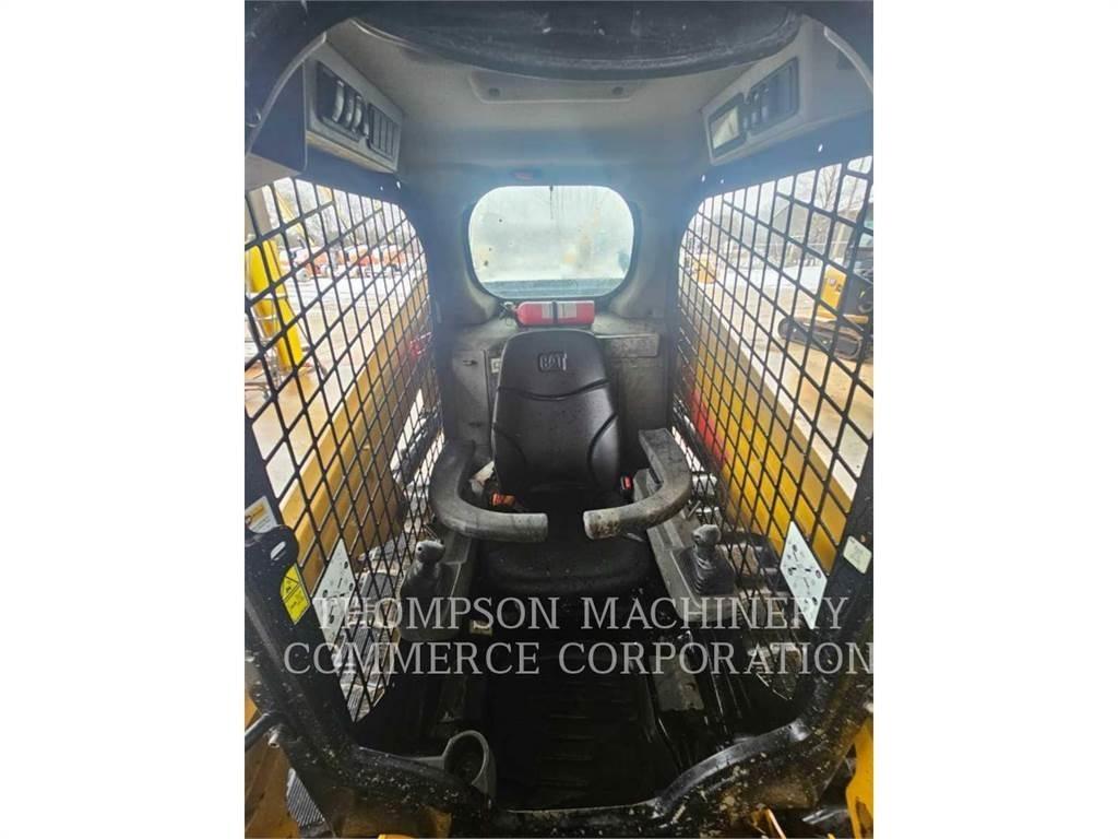CAT 279D3 Мини товарачи
