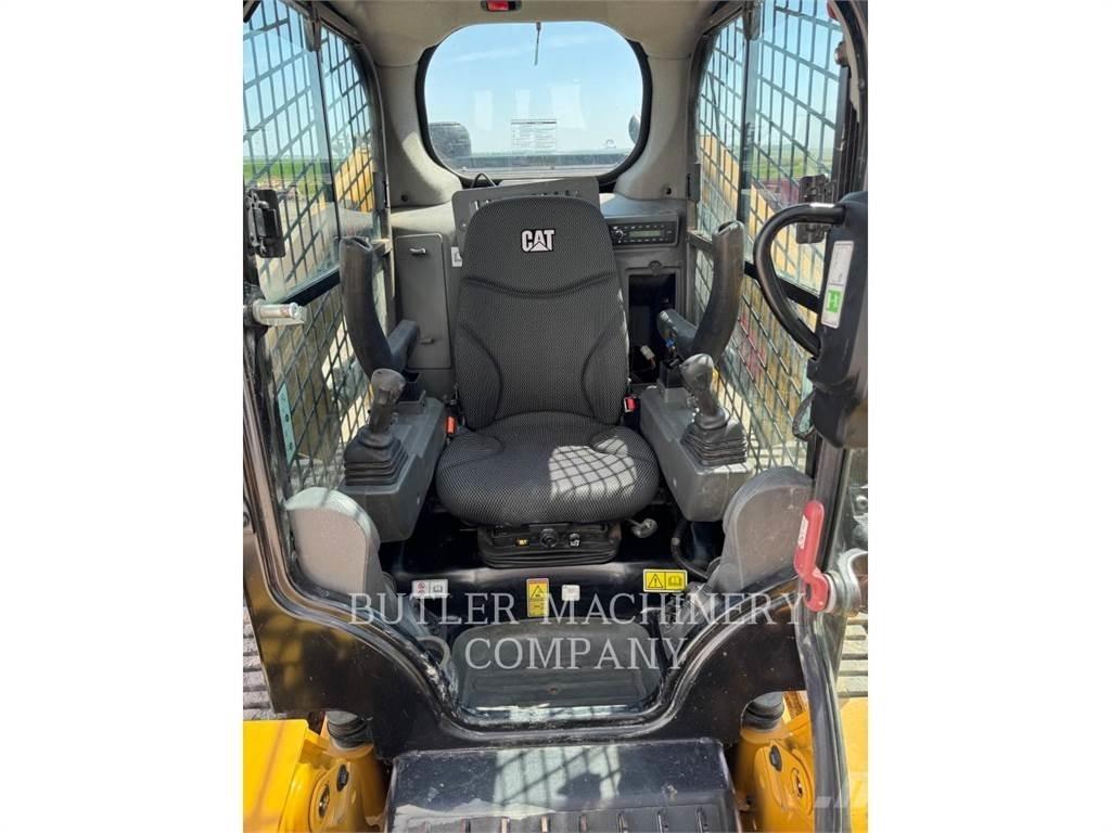 CAT 279D3 C3H2 Верижен товарач