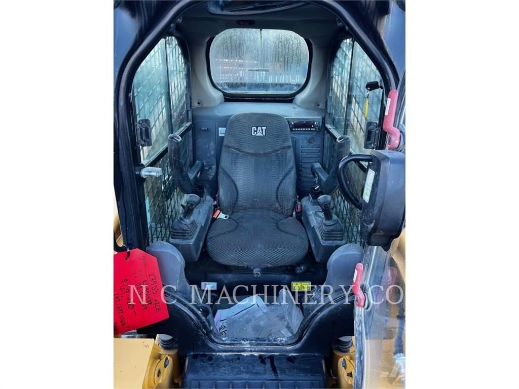 CAT 279D3 H2CB Мини товарачи
