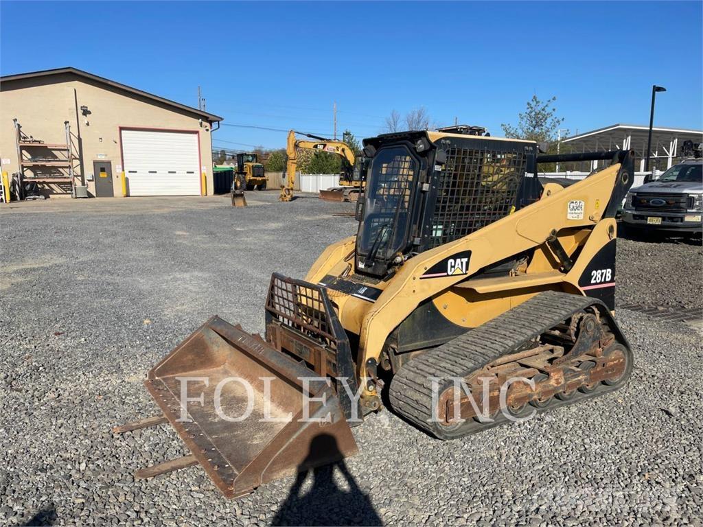 CAT 287B Верижен товарач