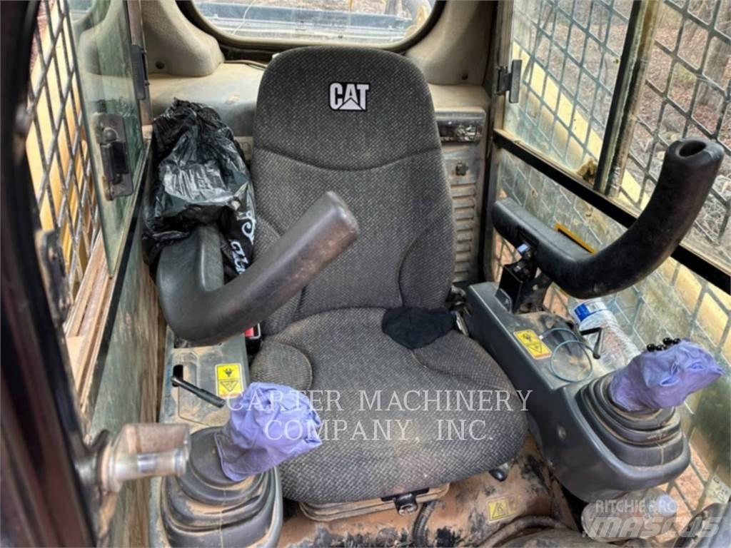 CAT 289D Мини товарачи
