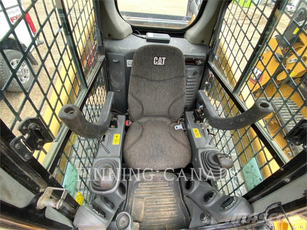 CAT 289D Верижен товарач