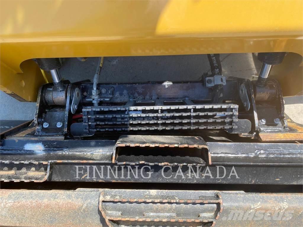 CAT 289D3 Верижен товарач