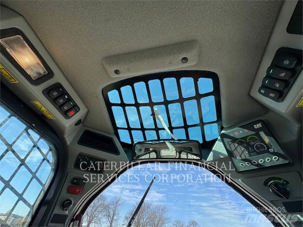 CAT 289D3 Верижен товарач