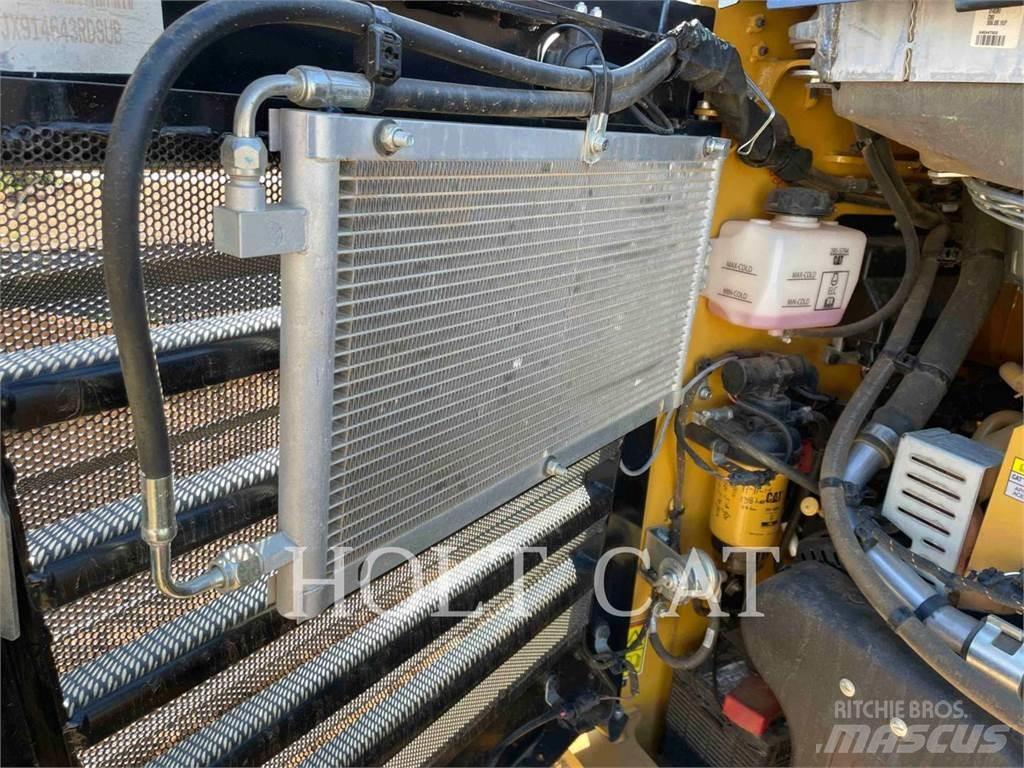 CAT 289D3 Верижен товарач