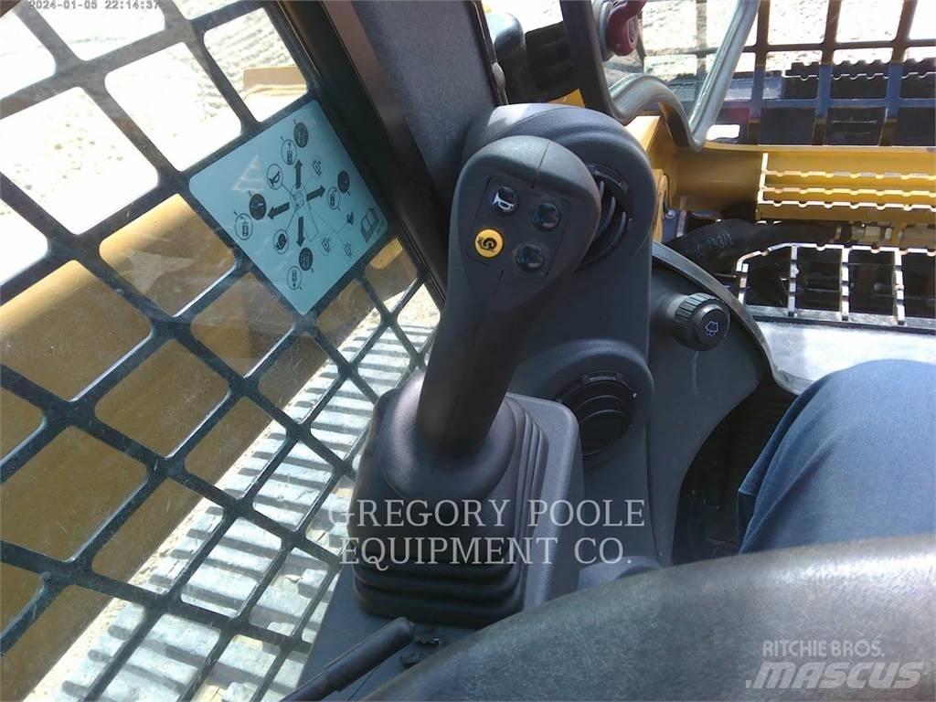 CAT 289D3 Верижен товарач