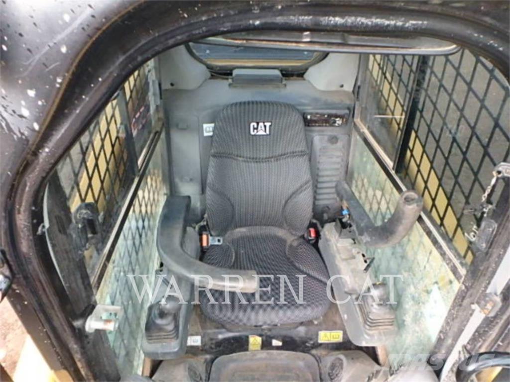 CAT 289D3 C3H2 Верижен товарач