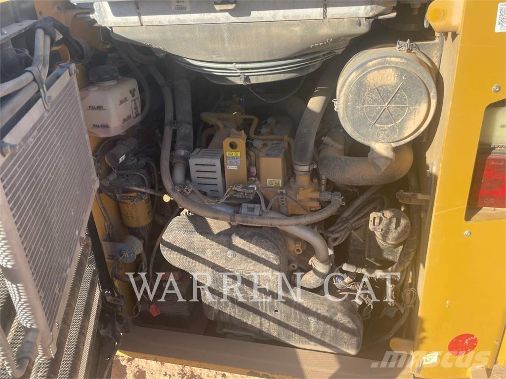 CAT 289D3 C3H3 Верижен товарач