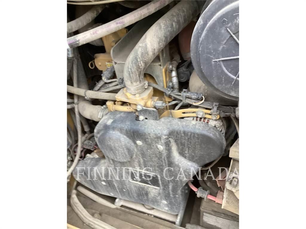 CAT 297D2 Верижен товарач