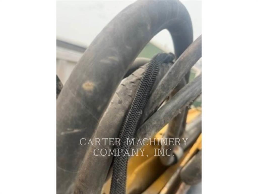 CAT 299C Мини товарачи
