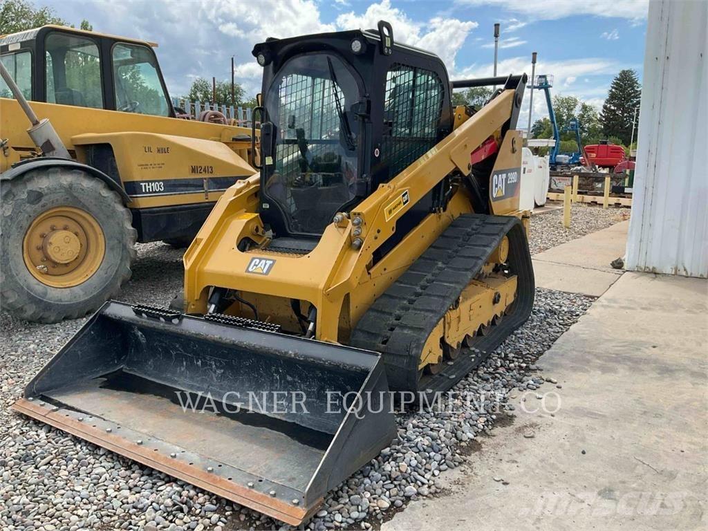 CAT 299D Верижен товарач