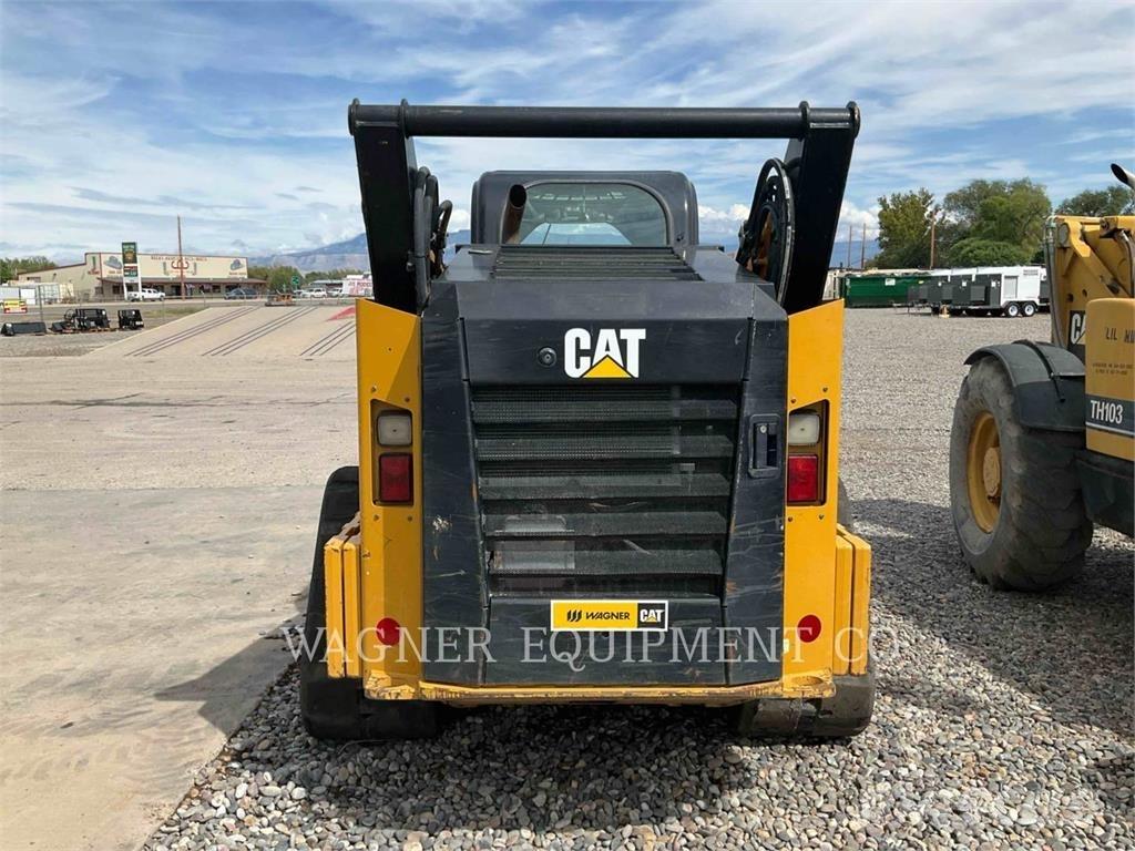 CAT 299D Верижен товарач