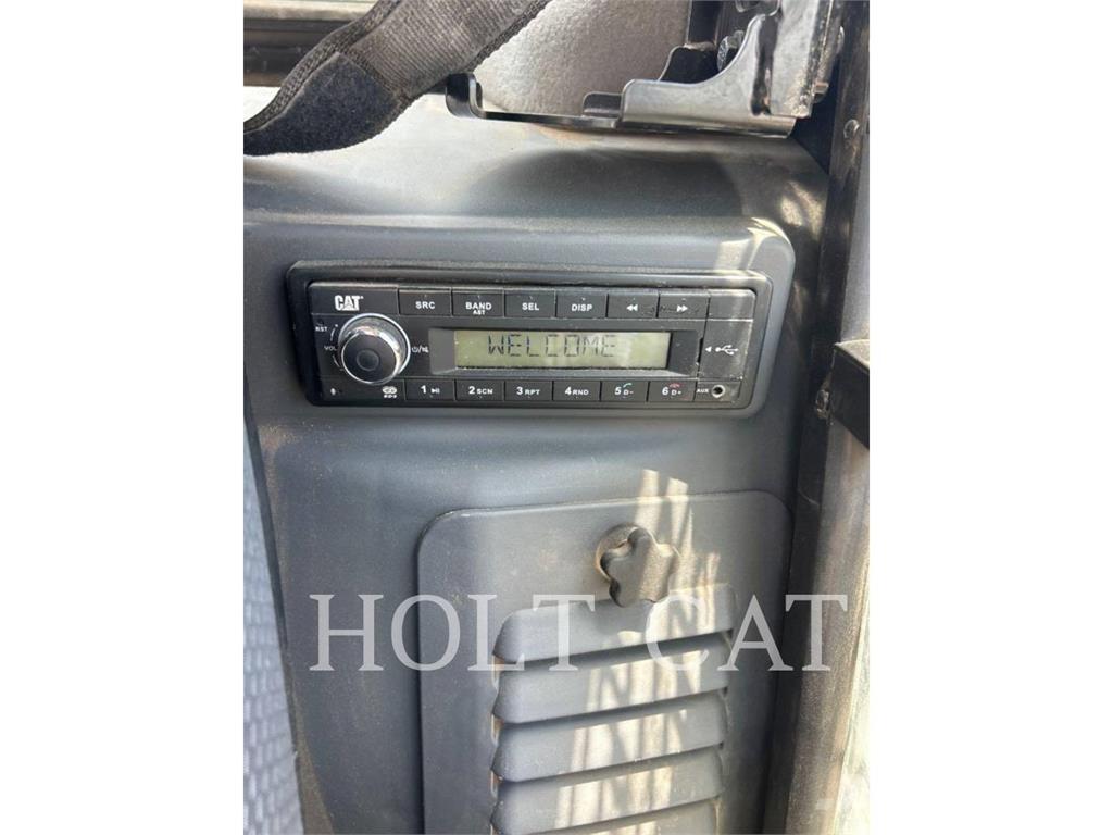 CAT 299D XHP Мини товарачи
