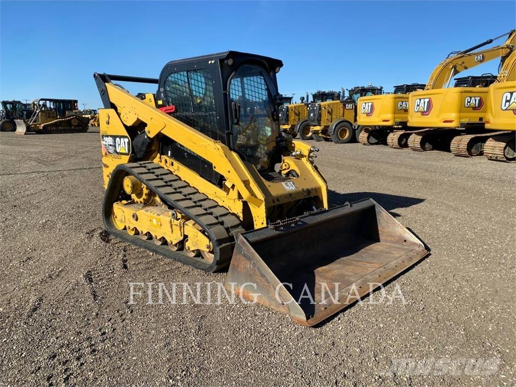 CAT 299D XHP Верижен товарач
