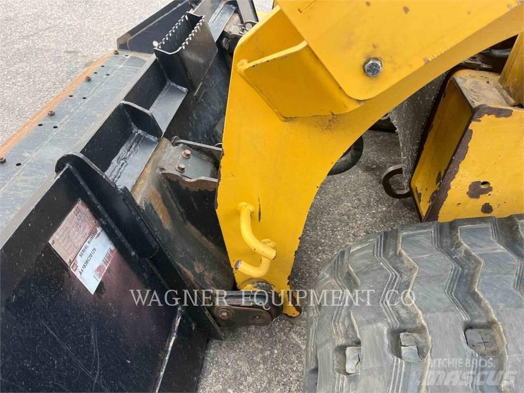 CAT 299D XHPHF Верижен товарач