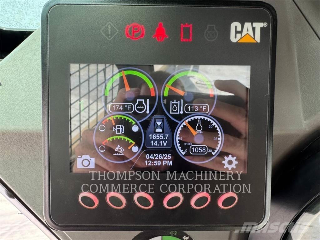 CAT 299D2 Верижен товарач