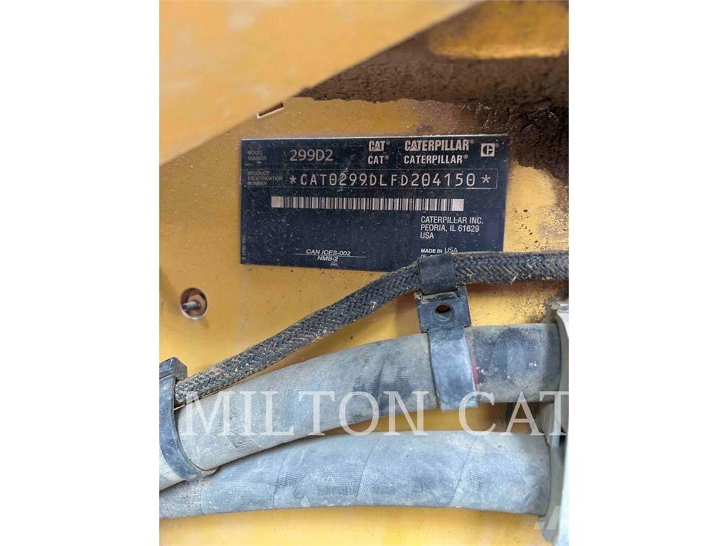 CAT 299D2 Верижен товарач