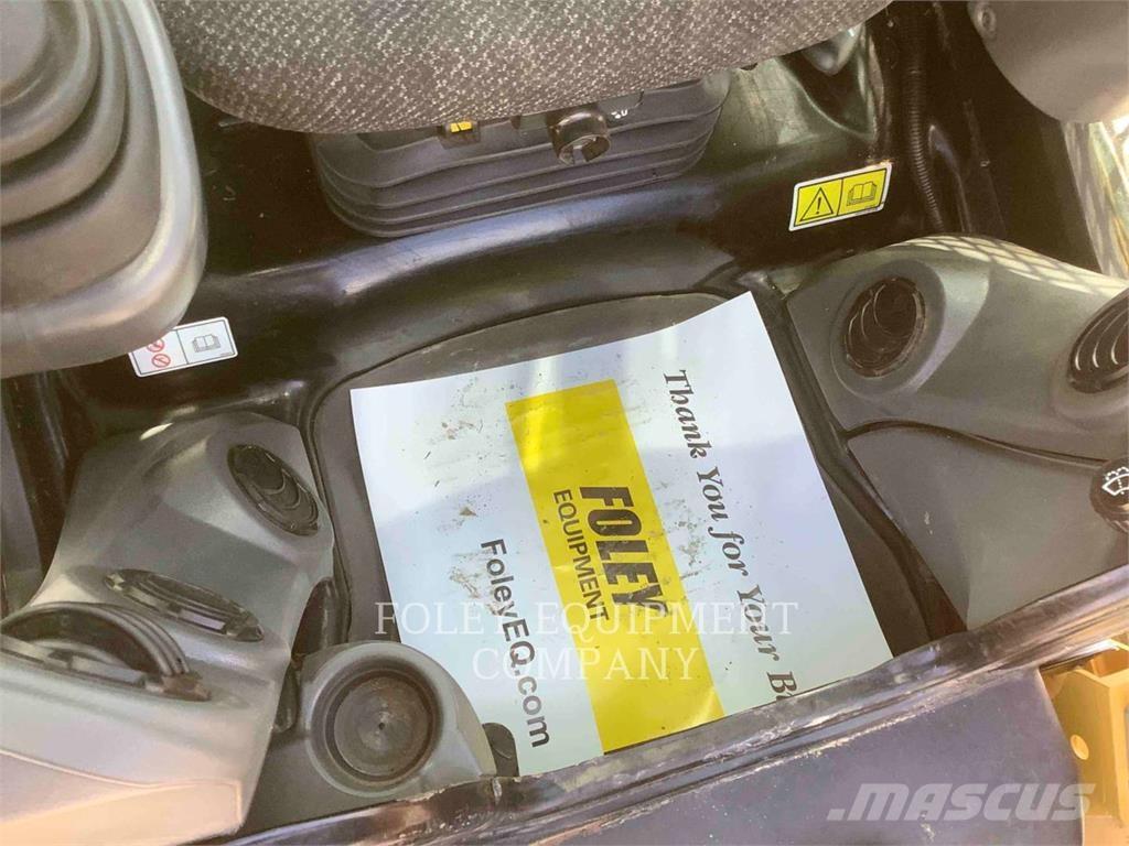 CAT 299D2XHP2C Мини товарачи
