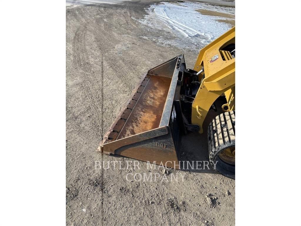 CAT 299D3 Верижен товарач
