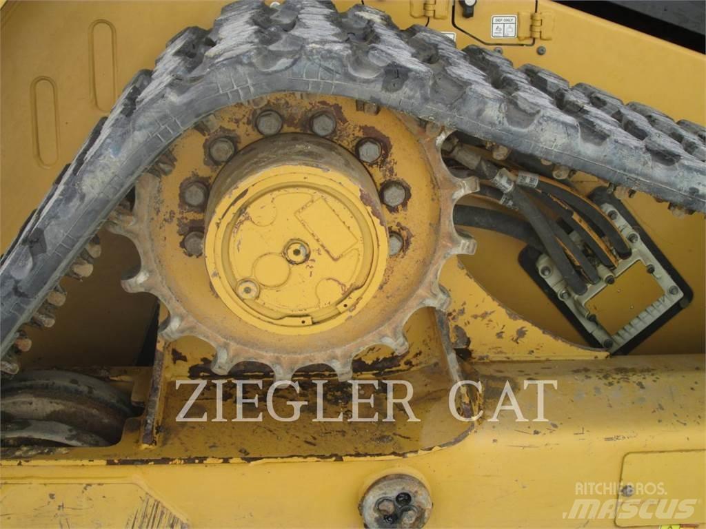 CAT 299D3 Верижен товарач