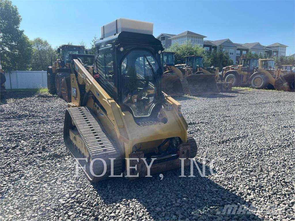 CAT 299D3 Верижен товарач
