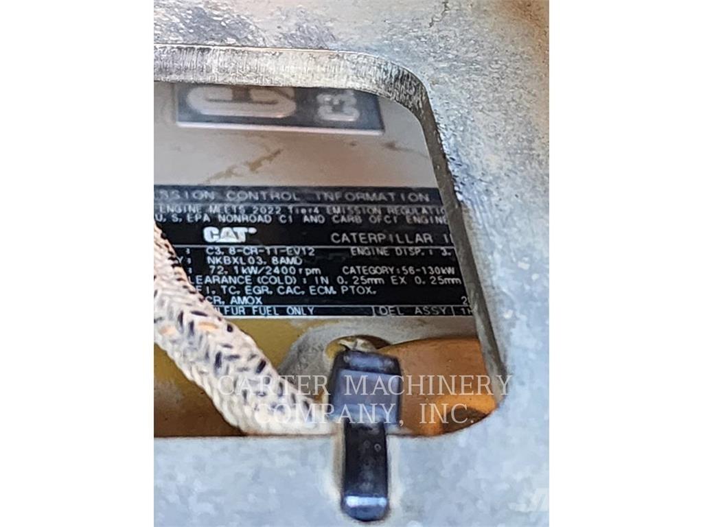CAT 299D3 Верижен товарач