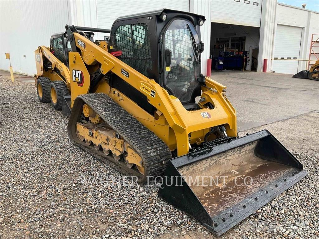 CAT 299D3 Верижен товарач