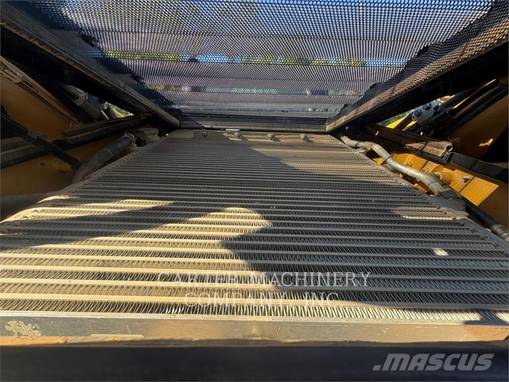 CAT 299D3 Мини товарачи
